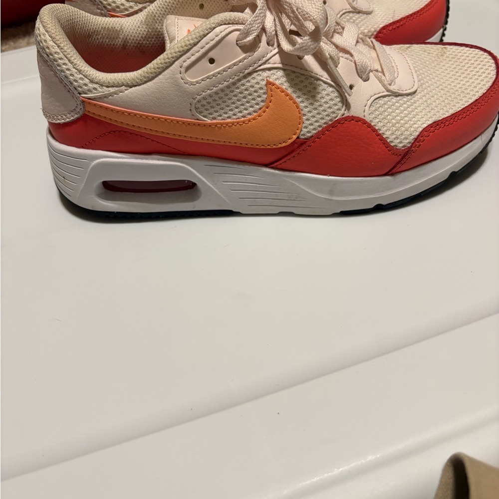 Nike Sneakers in Cream and Orange